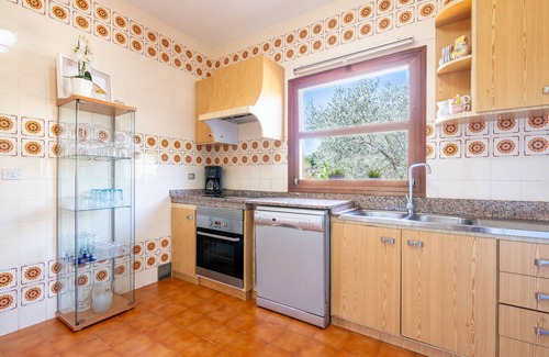 Santa Eugenia House | Holiday Home "Es Viola" with Mountain Views, Pool, Wi-Fi, Garden and Terrace