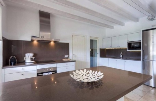 Capdepera House | Holiday Home 'Finca Canyamel Golf Beach' with Mountain View, Private Pool and Wi-Fi