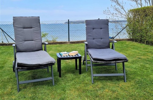 Devin House | Holiday home for 2 people directly on the water