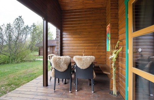 Hayingen House | Holiday Home 'Hüssli Numero 1' with Private Terrace, Shared Garden and Wi-Fi