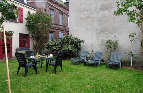 Etretat House | Holiday Home in Etretat near Beach & Cliffs