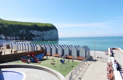 Etretat House | Holiday Home in Etretat near Beach & Cliffs