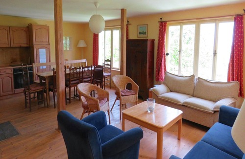 Milire House | Holiday Home in Milíre near Ski Trails