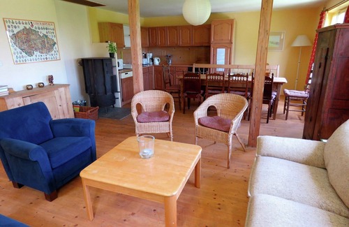 Milire House | Holiday Home in Milíre near Ski Trails
