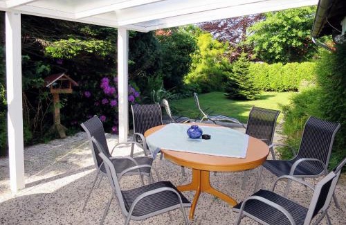 Osteel House | Holiday Home Lilly by Interhome