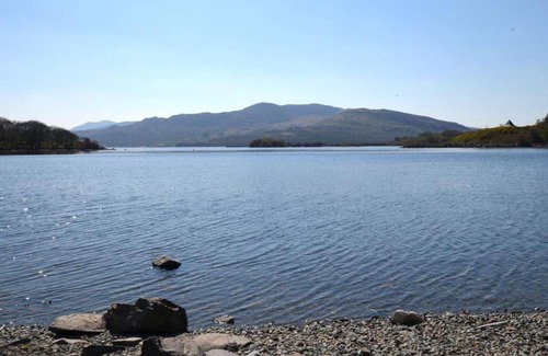 Trawsfynydd House | Holiday Home Llyn view cottage by Interhome