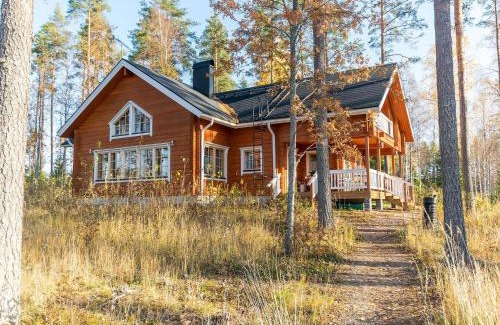 Kuorevesi House | Holiday Home Lokinsiipi by Interhome