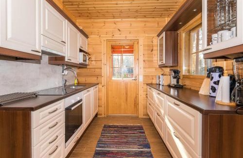 Kuorevesi House | Holiday Home Lokinsiipi by Interhome