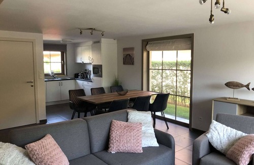Adinkerke House | Holiday Home near Plopsaland and De Panne Beach