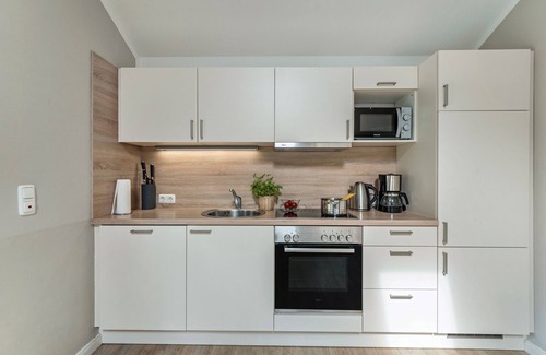 Daenschendorf House | Holiday Home 'Nordlicht' with Private Terrace, Garden and Wi-Fi