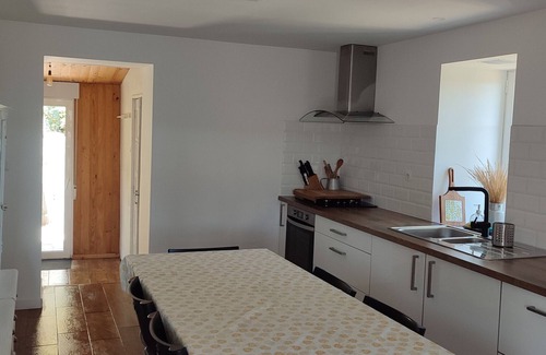 Casas Novas House | Holiday Home 'Purpaixao Country Houses' with Mountain View, Wi-Fi and Air Conditioning