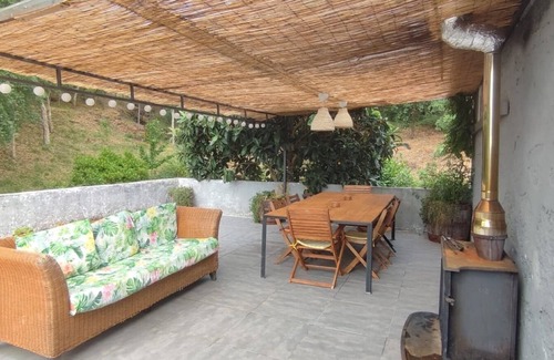 Casas Novas House | Holiday Home 'Purpaixao Country Houses' with Mountain View, Wi-Fi and Air Conditioning