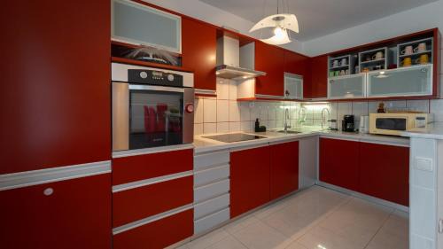 Lic House | Holiday Home TILEMIDA