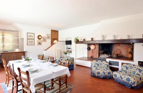 Prato House | Holiday Home Villa Lucia by Interhome