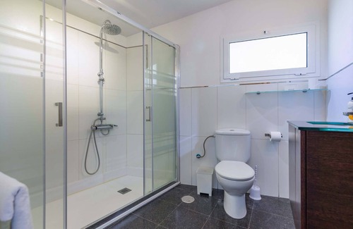 Mogan Cottage | Holiday home with shared pool in Mogán