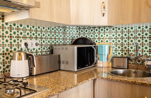 Rubite House | Holiday Home "Zarzamora De Rubite" with Sea Views, Private Terrace and Wi-Fi