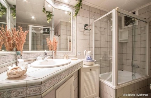 Les Meravelles House | Holiday house El Arenal for 1 - 8 persons with 4 bedrooms - Holiday home