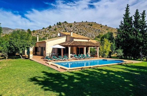 Cala San Vicente House | Holiday house Cala Sant Vicenç for 1 - 8 persons with 4 bedrooms - Holiday house