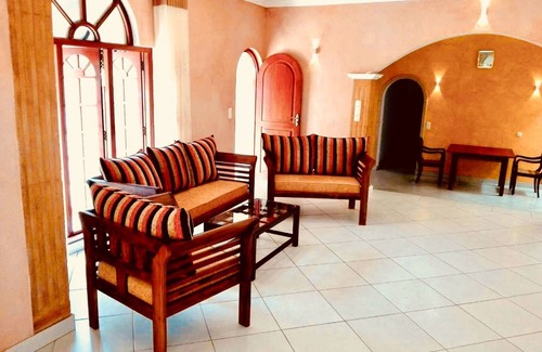 Aluthgama House | Holiday house, low room 20 € pp, double room.+ Ac + Vantilador 2 km from the beach, 30C