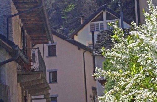 Aurigeno House | Holiday house Moghegno for 1 - 2 persons with 1 bedroom - Detached holiday house