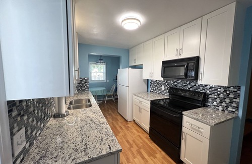 Benson House | Holiday house near the town and airport