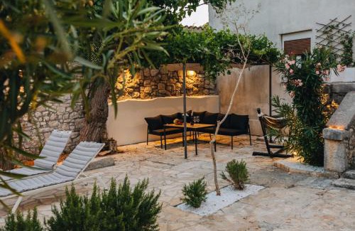 Dracevac House | Holiday house Vento with private backyard