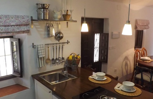 Competa Cottage | Holiday house with private pool, jacuzzi and wifi, in an intimate area