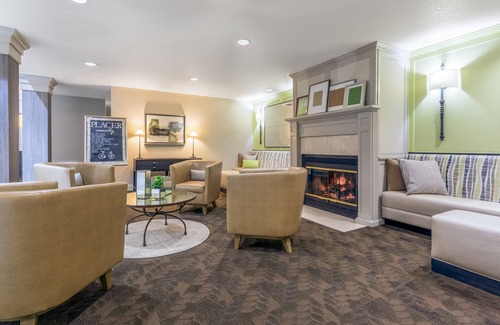 Auburn Hotel | Holiday Inn Auburn by IHG