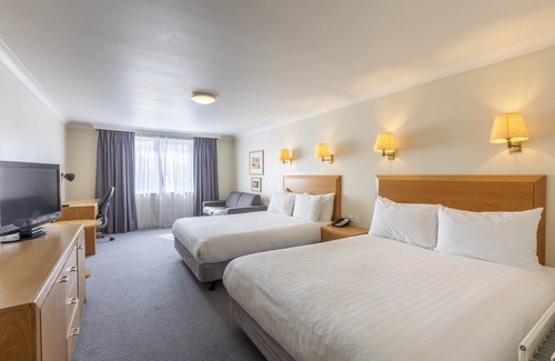 Basildon Hotel | Holiday Inn Basildon by IHG