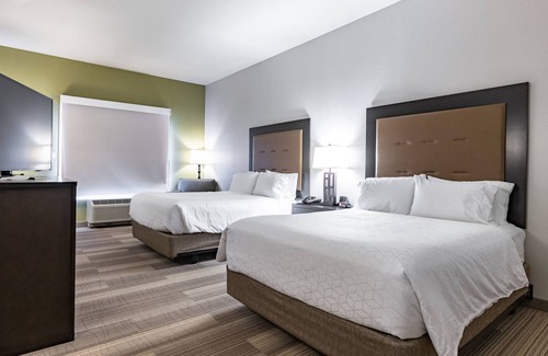 New Martinsville Hotel | Holiday Inn Express & Suites New Martinsville by IHG