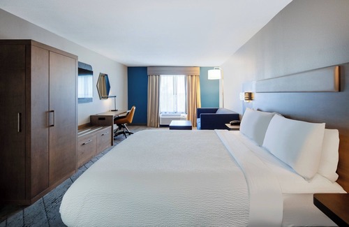 Turlock Hotel | Holiday Inn Express and Suites Turlock by IHG