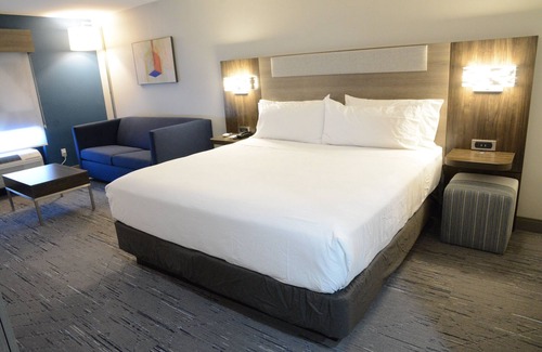 Athens Hotel | Holiday Inn Express Athens by IHG