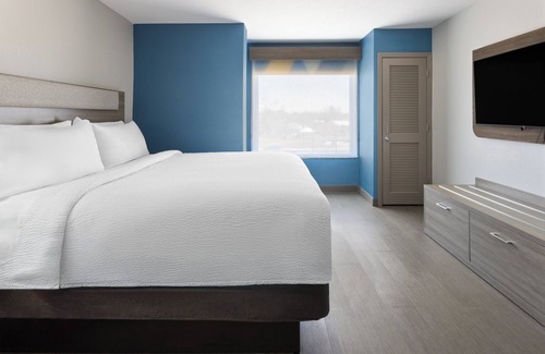 Downtown Hotel | Holiday Inn Express Augusta Downtown by IHG