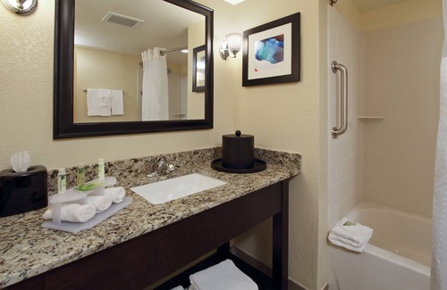 Downtown Hotel | Holiday Inn Express Augusta Downtown by IHG