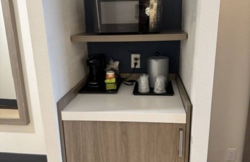 Denver Hotel | Holiday Inn Express Denver Central North by IHG