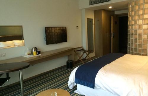 Dujiangyan Resort | Holiday Inn Express Dujiangyan Ancient City, an IHG Hotel