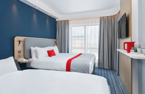 Grimsby Hotel | Holiday Inn Express Grimsby by IHG