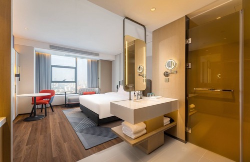 Mudan District Hotel | Holiday Inn Express Heze City Center by IHG