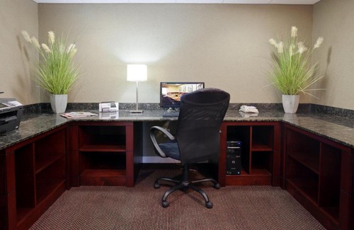 Gypsum Hotel | Holiday Inn Express Hotel & Suites Port Clinton-Catawba Island by IHG