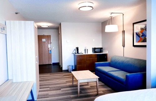 Logansport Hotel | Holiday Inn Express Hotel & Suites Logansport by IHG