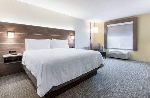 Jasper Hotel | Holiday Inn Express Hotel & Suites Jasper by IHG