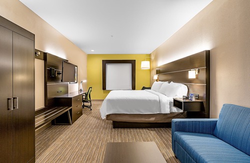 Kilgore Hotel | Holiday Inn Express Hotel & Suites Kilgore by IHG