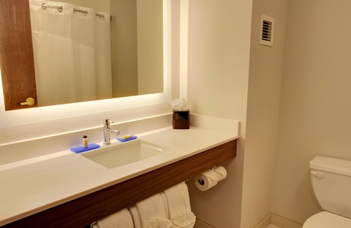 Le Mars Hotel | Holiday Inn Express Hotel & Suites Le Mars by IHG