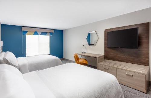 Kearney Hotel | Holiday Inn Express Kearney by IHG