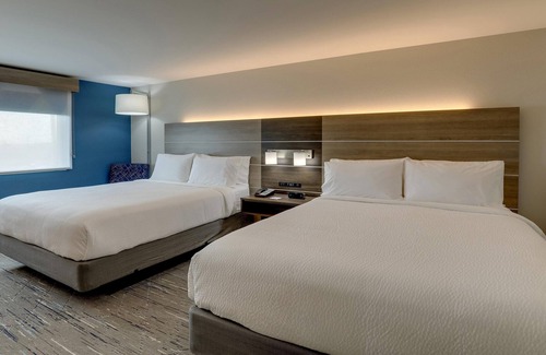 Kenner - Louis Armstrong International Airport Hotel | Holiday Inn Express Kenner - New Orleans Airport by IHG