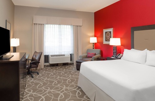 Klamath Hotel | Holiday Inn Express Klamath - Redwood Ntl Pk Area by IHG
