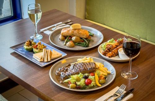 Stratford and New Town Hotel | Holiday Inn Express London Stratford by IHG