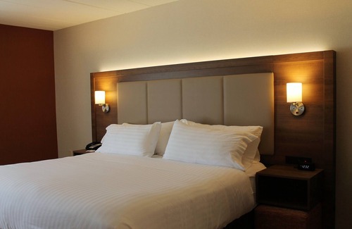 Charlottetown Hotel | Holiday Inn Express & Suites Charlottetown by IHG