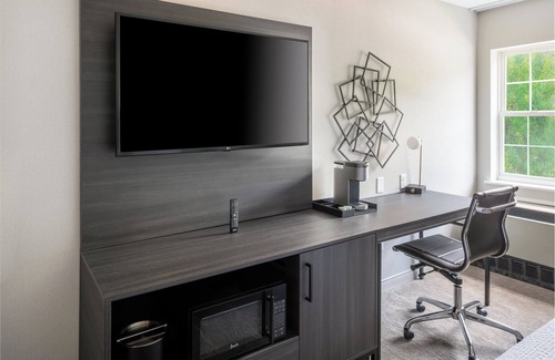 St. Albans Hotel | Holiday Inn Express St Albans by IHG