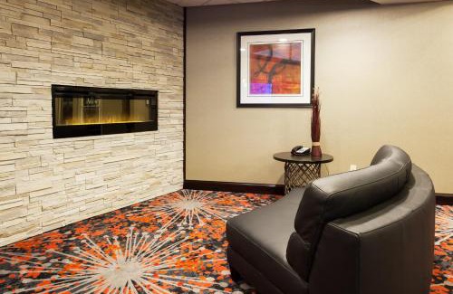 Rapid City Hotel | Holiday Inn Express & Suites Rapid City by IHG